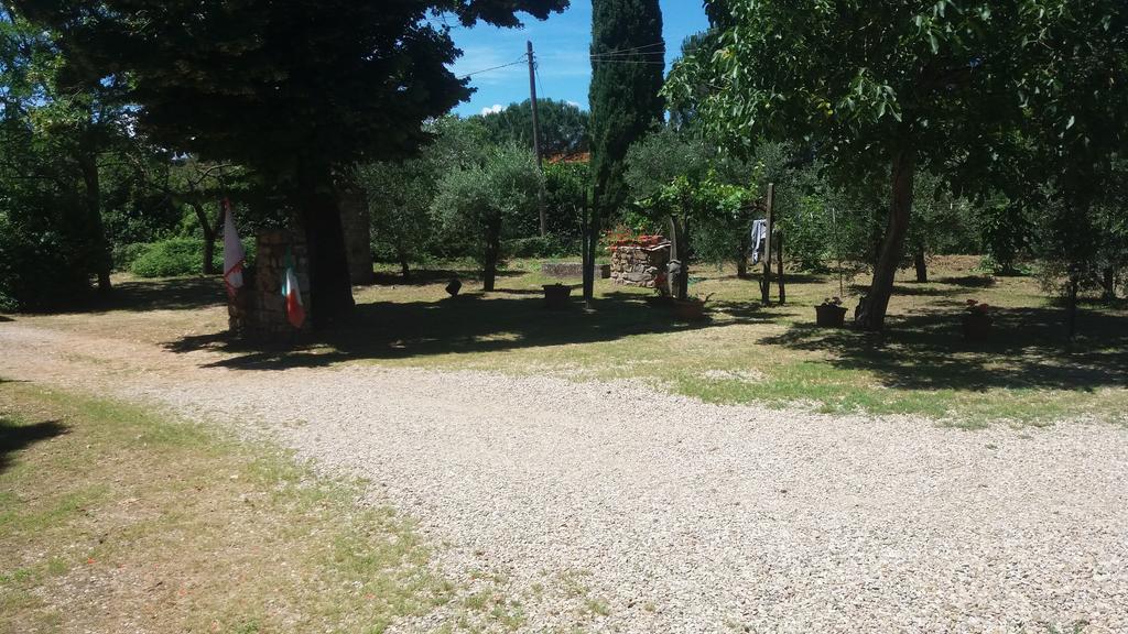 Bed and Breakfast Azzurre Beb Laterina Екстер'єр фото