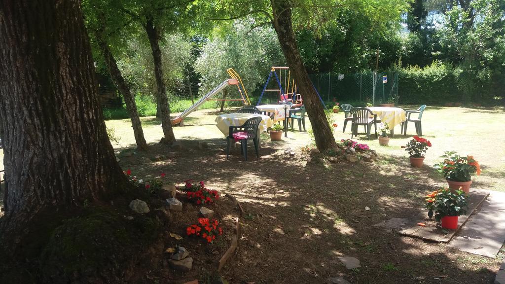 Bed and Breakfast Azzurre Beb Laterina Екстер'єр фото